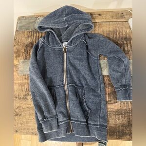 Super cozy hooded sweatshirt. Zip up size 4T. Never worn